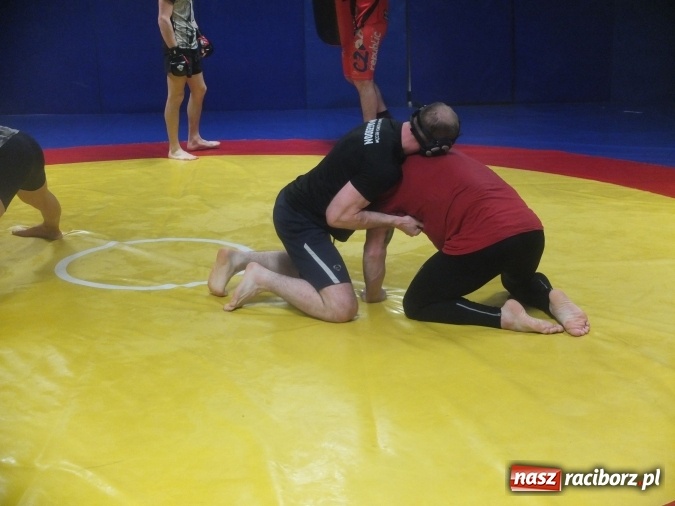 Zdjęcie w galerii na portalu naszraciborz.pl: Trwają przygotowania do Gali MMA wiadomości z regionu