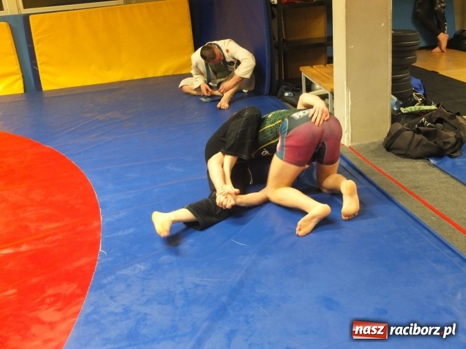 Zdjęcie w galerii na portalu naszraciborz.pl: Trwają przygotowania do Gali MMA wiadomości z regionu