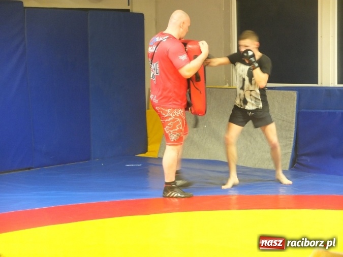Zdjęcie w galerii na portalu naszraciborz.pl: Trwają przygotowania do Gali MMA wiadomości z regionu