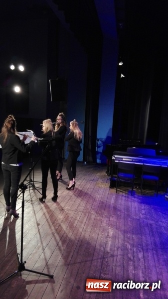 Zdjęcie w galerii na portalu naszraciborz.pl: Raciborskie muzyczki wyróżnione w Chwałowicach  wiadomości z regionu