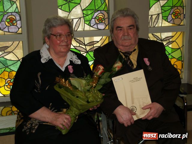 Zdjęcie w galerii na portalu naszraciborz.pl: Najmłodsi życzyli większej emerytury wiadomości z regionu