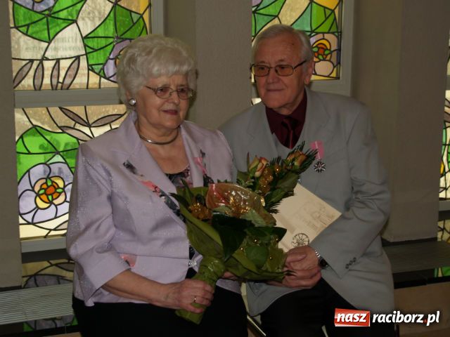 Zdjęcie w galerii na portalu naszraciborz.pl: Najmłodsi życzyli większej emerytury wiadomości z regionu