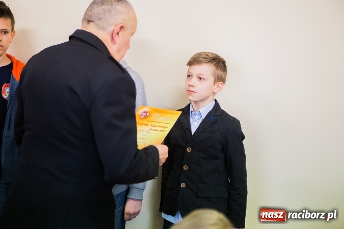 Zdjęcie w galerii na portalu naszraciborz.pl: Turniej Wiedzy Pożarniczej rozstrzygnięty wiadomości z regionu