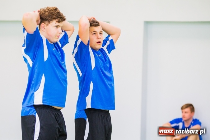 Zdjęcie w galerii na portalu naszraciborz.pl: Gimnazjum nr 3 ma najlepszych siatkarzy wiadomości z regionu