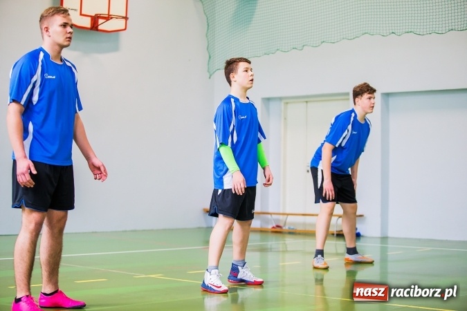 Zdjęcie w galerii na portalu naszraciborz.pl: Gimnazjum nr 3 ma najlepszych siatkarzy wiadomości z regionu