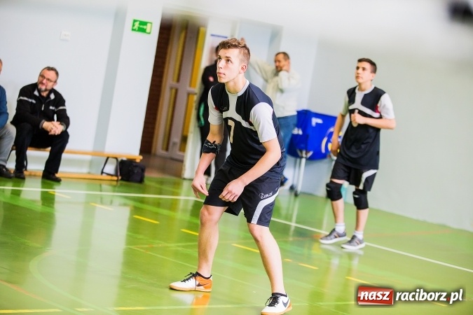 Zdjęcie w galerii na portalu naszraciborz.pl: Gimnazjum nr 3 ma najlepszych siatkarzy wiadomości z regionu