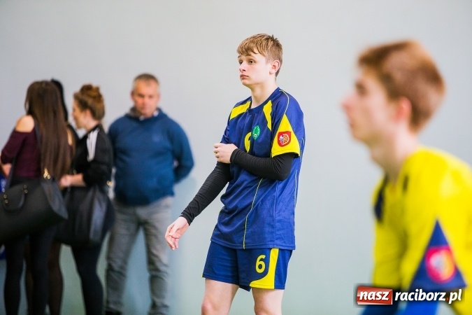 Zdjęcie w galerii na portalu naszraciborz.pl: Gimnazjum nr 3 ma najlepszych siatkarzy wiadomości z regionu