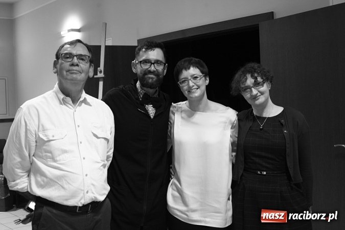 Zdjęcie w galerii na portalu naszraciborz.pl: ART-POSTAL, czyli wieczór polsko-francuski w RCK  wiadomości z regionu
