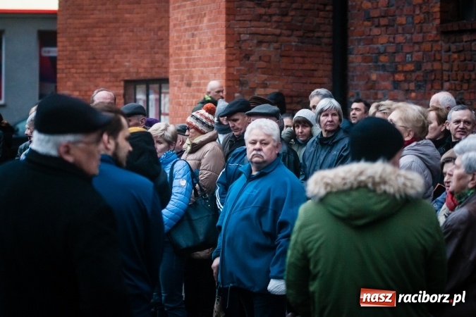 Zdjęcie w galerii na portalu naszraciborz.pl: Droga krzyżowa ulicami Raciborza wiadomości z regionu