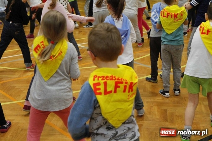 Zdjęcie w galerii na portalu naszraciborz.pl: Światowy Dzień Zdrowia w ZSOMS - fruwające hormony szczęścia wiadomości z regionu