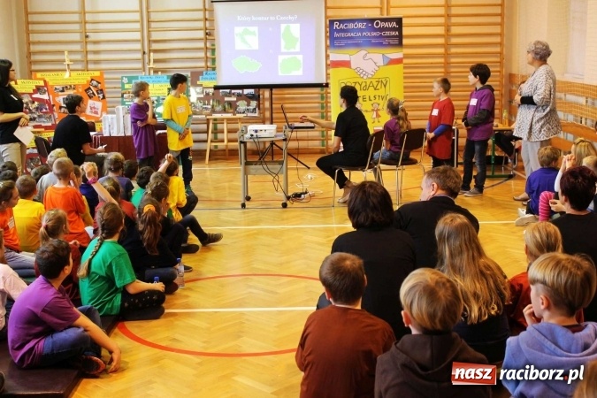 Zdjęcie w galerii na portalu naszraciborz.pl: W szkole na Płoni zakończyli polsko-czeski projekt  wiadomości z regionu