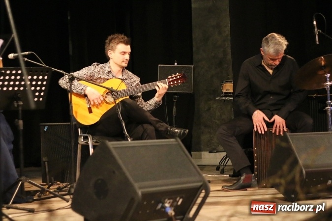 Zdjęcie w galerii na portalu naszraciborz.pl: Grand Prix raciborskiego V Ogólnopolskiego Przeglądu Piosenki Hiszpańskojęzycznej dla warszawianki  wiadomości z regionu