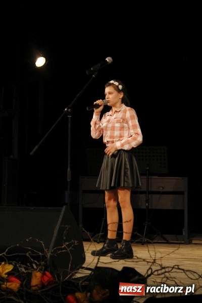 Zdjęcie w galerii na portalu naszraciborz.pl: Grand Prix raciborskiego V Ogólnopolskiego Przeglądu Piosenki Hiszpańskojęzycznej dla warszawianki  wiadomości z regionu