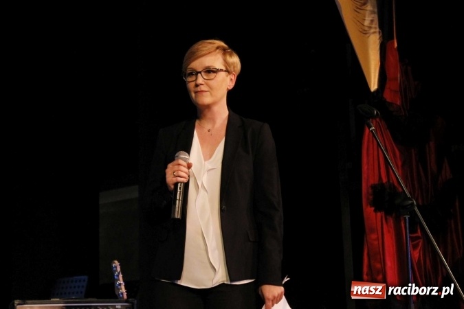 Zdjęcie w galerii na portalu naszraciborz.pl: Grand Prix raciborskiego V Ogólnopolskiego Przeglądu Piosenki Hiszpańskojęzycznej dla warszawianki  wiadomości z regionu