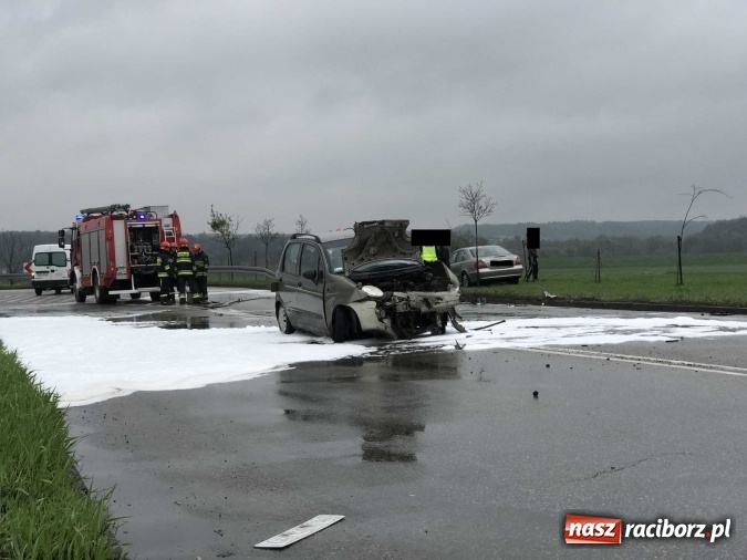 Zdjęcie w galerii na portalu naszraciborz.pl: Matiz wjechał w mercedesa na Piaskowej wiadomości z regionu