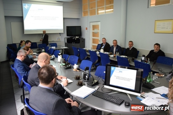 Zdjęcie w galerii na portalu naszraciborz.pl: Odbyło się posiedzenie Konsultacyjnej Rady Gospodarczej przy prezydencie Raciborza wiadomości z regionu