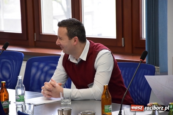 Zdjęcie w galerii na portalu naszraciborz.pl: Prezydent spotkał się z inwestorami terenu przy ul. Bartka Lasoty wiadomości z regionu