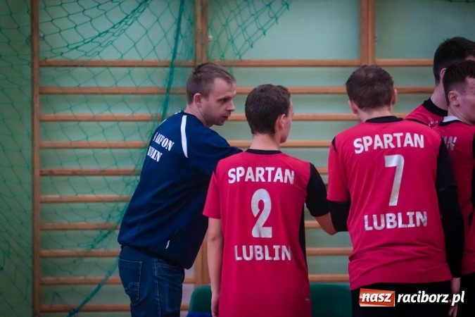 Zdjęcie w galerii na portalu naszraciborz.pl: Trwają zmagania w Mistrzostwach Polski Niesłyszących w Piłce Siatkowej Mężczyzn do lat 22 wiadomości z regionu
