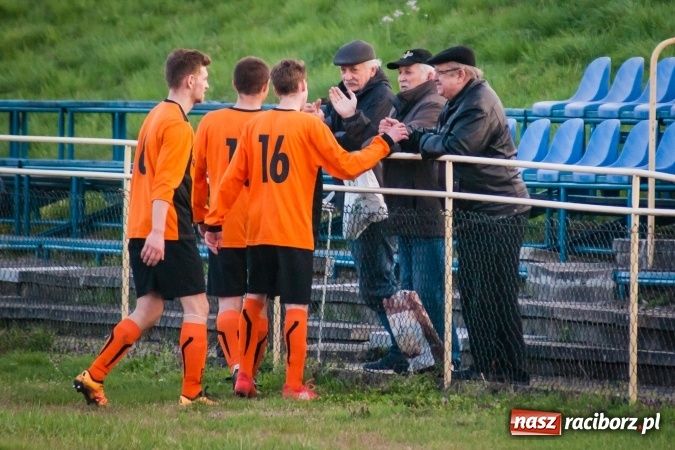 Zdjęcie w galerii na portalu naszraciborz.pl: Passa remisów Rafako przerwana. Gołkowice pokonane wiadomości z regionu