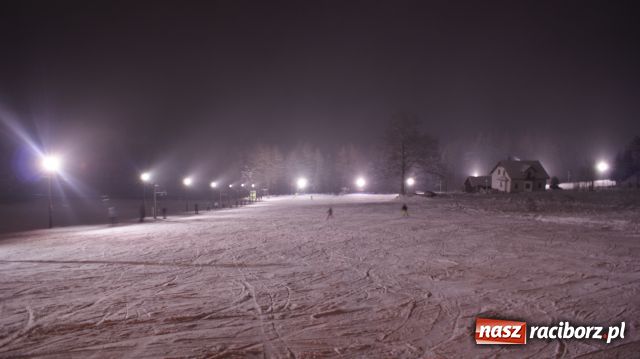 Zdjęcie w galerii na portalu naszraciborz.pl: Białe szaleństwo w Zieleńcu wiadomości z regionu