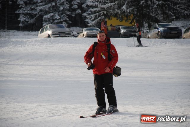 Zdjęcie w galerii na portalu naszraciborz.pl: Białe szaleństwo w Zieleńcu wiadomości z regionu