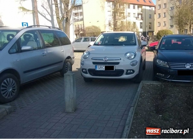 Zdjęcie w galerii na portalu naszraciborz.pl: Dzwoń se pan, tam też mam znajomości...  wiadomości z regionu