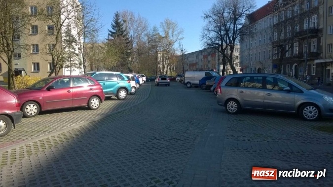 Zdjęcie w galerii na portalu naszraciborz.pl: Dzwoń se pan, tam też mam znajomości...  wiadomości z regionu