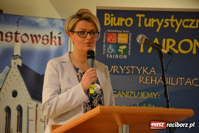 Zdjęcie w galerii na portalu naszraciborz.pl: Dziecko z autyzmem – współczesne metody terapii. Konferencja na Zamku Piastowskim  wiadomości z regionu