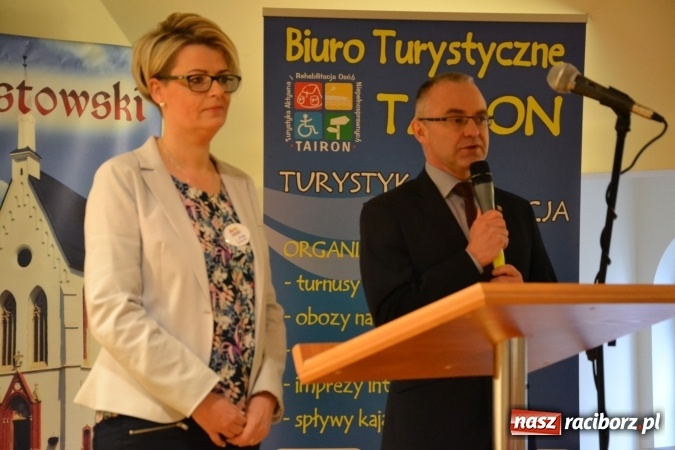 Zdjęcie w galerii na portalu naszraciborz.pl: Dziecko z autyzmem – współczesne metody terapii. Konferencja na Zamku Piastowskim  wiadomości z regionu