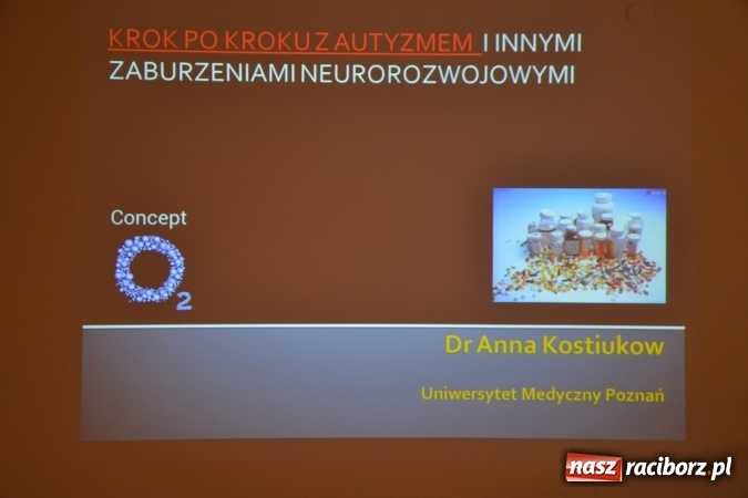 Zdjęcie w galerii na portalu naszraciborz.pl: Dziecko z autyzmem – współczesne metody terapii. Konferencja na Zamku Piastowskim  wiadomości z regionu