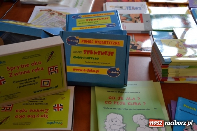 Zdjęcie w galerii na portalu naszraciborz.pl: Dziecko z autyzmem – współczesne metody terapii. Konferencja na Zamku Piastowskim  wiadomości z regionu