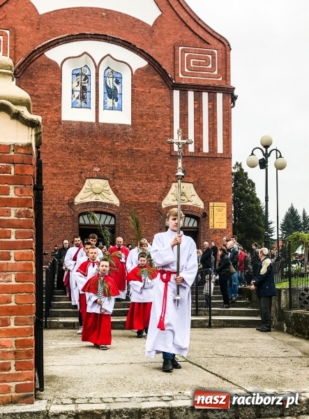 Zdjęcie w galerii na portalu naszraciborz.pl: Żałość ze śmiechem i smutek z weselem wiadomości z regionu