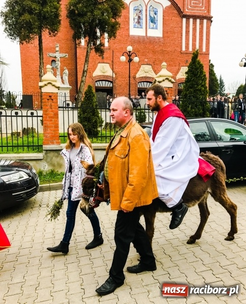Zdjęcie w galerii na portalu naszraciborz.pl: Żałość ze śmiechem i smutek z weselem wiadomości z regionu