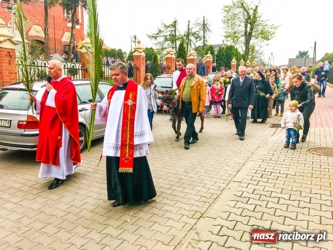 Zdjęcie w galerii na portalu naszraciborz.pl: Żałość ze śmiechem i smutek z weselem wiadomości z regionu