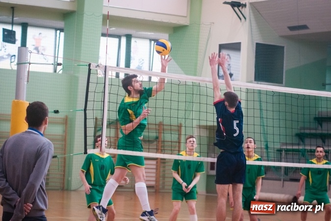 Zdjęcie w galerii na portalu naszraciborz.pl: UKS Wiosło Szczecin Mistrzem Polski w Siatkówce Niesłyszących wiadomości z regionu