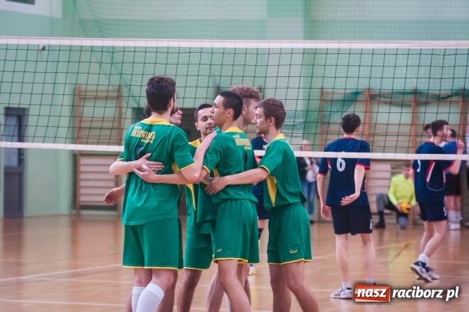 Zdjęcie w galerii na portalu naszraciborz.pl: UKS Wiosło Szczecin Mistrzem Polski w Siatkówce Niesłyszących wiadomości z regionu