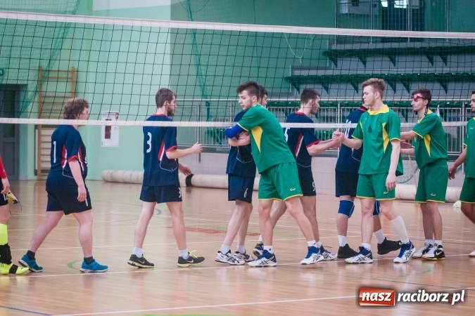 Zdjęcie w galerii na portalu naszraciborz.pl: UKS Wiosło Szczecin Mistrzem Polski w Siatkówce Niesłyszących wiadomości z regionu