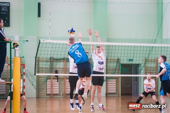 Zdjęcie w galerii na portalu naszraciborz.pl: UKS Wiosło Szczecin Mistrzem Polski w Siatkówce Niesłyszących wiadomości z regionu