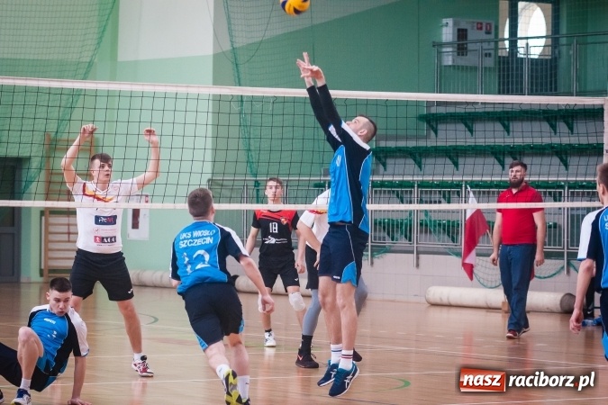 Zdjęcie w galerii na portalu naszraciborz.pl: UKS Wiosło Szczecin Mistrzem Polski w Siatkówce Niesłyszących wiadomości z regionu