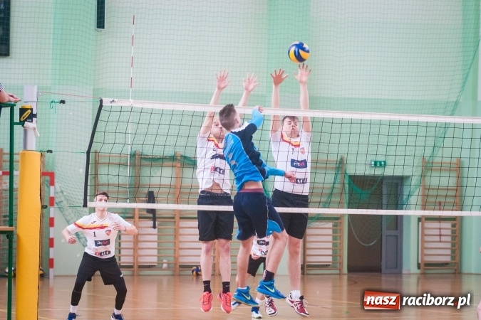 Zdjęcie w galerii na portalu naszraciborz.pl: UKS Wiosło Szczecin Mistrzem Polski w Siatkówce Niesłyszących wiadomości z regionu
