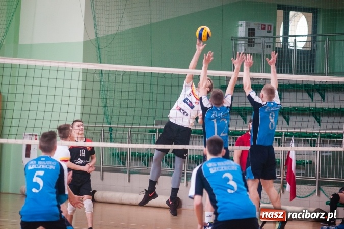 Zdjęcie w galerii na portalu naszraciborz.pl: UKS Wiosło Szczecin Mistrzem Polski w Siatkówce Niesłyszących wiadomości z regionu