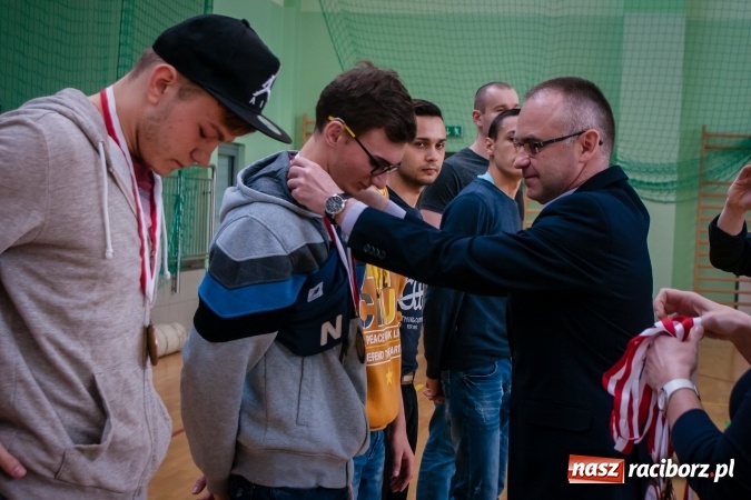 Zdjęcie w galerii na portalu naszraciborz.pl: UKS Wiosło Szczecin Mistrzem Polski w Siatkówce Niesłyszących wiadomości z regionu