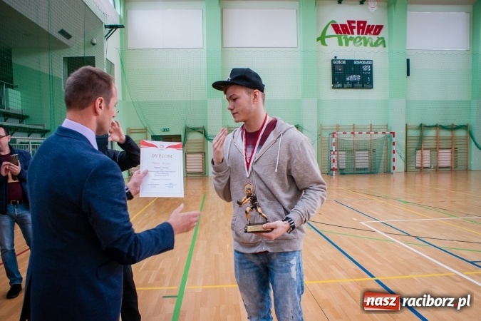 Zdjęcie w galerii na portalu naszraciborz.pl: UKS Wiosło Szczecin Mistrzem Polski w Siatkówce Niesłyszących wiadomości z regionu