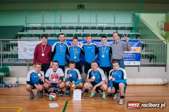 Zdjęcie w galerii na portalu naszraciborz.pl: UKS Wiosło Szczecin Mistrzem Polski w Siatkówce Niesłyszących wiadomości z regionu