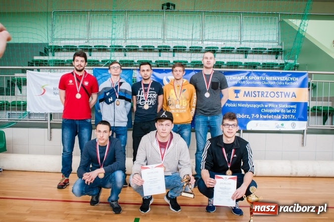 Zdjęcie w galerii na portalu naszraciborz.pl: UKS Wiosło Szczecin Mistrzem Polski w Siatkówce Niesłyszących wiadomości z regionu