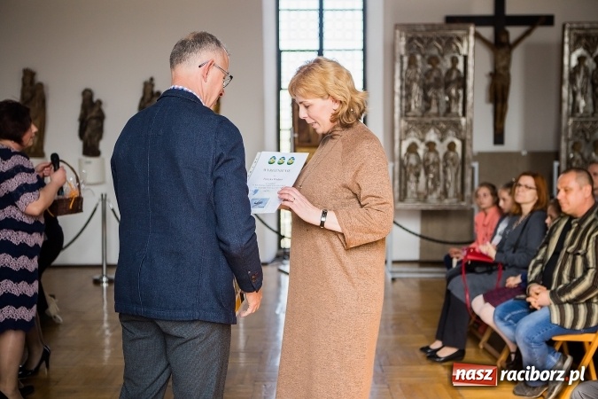 Zdjęcie w galerii na portalu naszraciborz.pl: Najładniejsze pisanki, palmy i kartki wielkanocne nagrodzono w Muzeum wiadomości z regionu