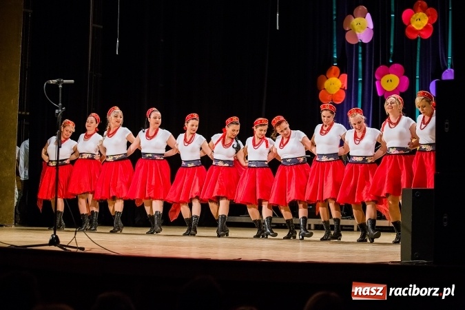 Zdjęcie w galerii na portalu naszraciborz.pl: Koncert charytatywny Stowarzyszenia Źródło wiadomości z regionu