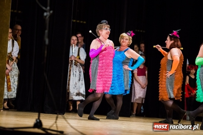 Zdjęcie w galerii na portalu naszraciborz.pl: Koncert charytatywny Stowarzyszenia Źródło wiadomości z regionu