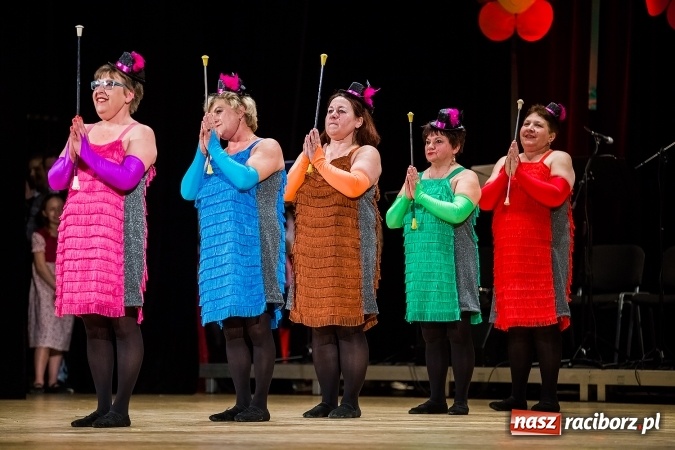 Zdjęcie w galerii na portalu naszraciborz.pl: Koncert charytatywny Stowarzyszenia Źródło wiadomości z regionu