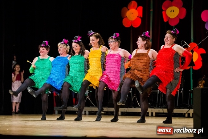 Zdjęcie w galerii na portalu naszraciborz.pl: Koncert charytatywny Stowarzyszenia Źródło wiadomości z regionu